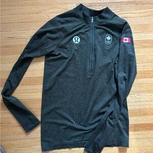Team Canada swiftly half zip